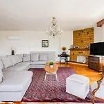 Spacious 4br - Stunning Bosphorus Views! #390 *