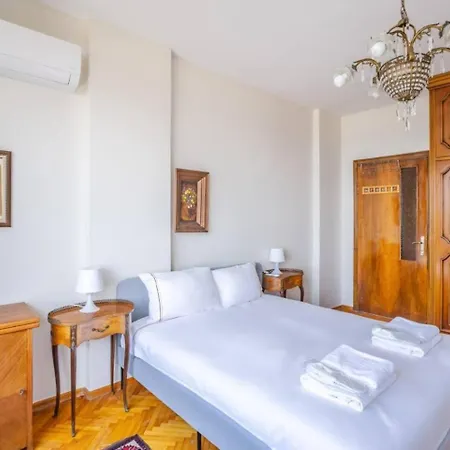Daire Spacious 4br - Stunning Bosphorus Views! #390