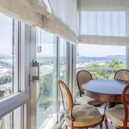 Spacious 4br - Stunning Bosphorus Views! #390 Apartament *