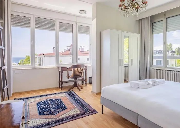 Spacious 4br - Stunning Bosphorus Views! #390